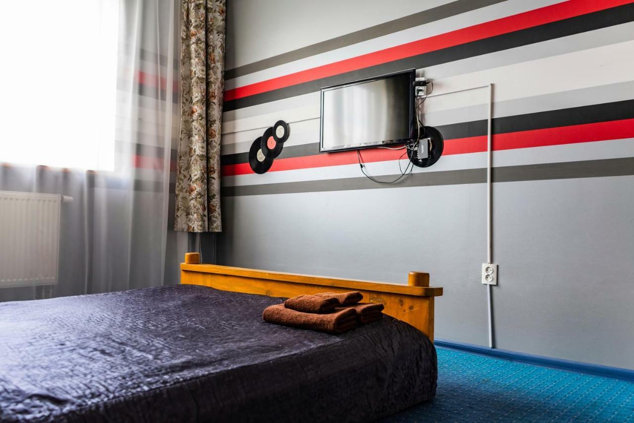 Hostel Villa Roma Lviv Exterior photo